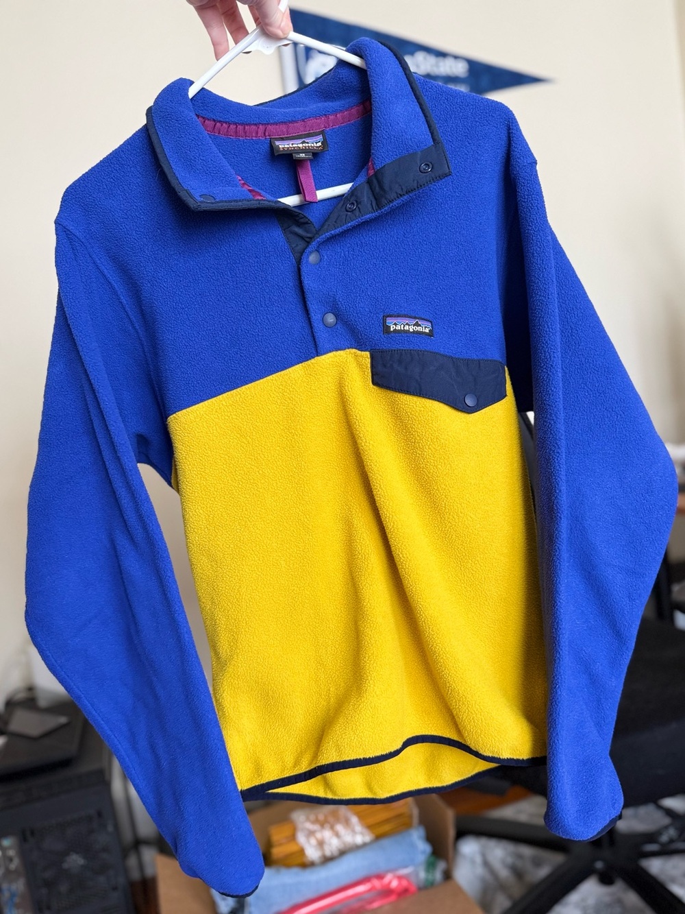 Patagonia Synchilla color block men’s fleece sweatshirt / XS